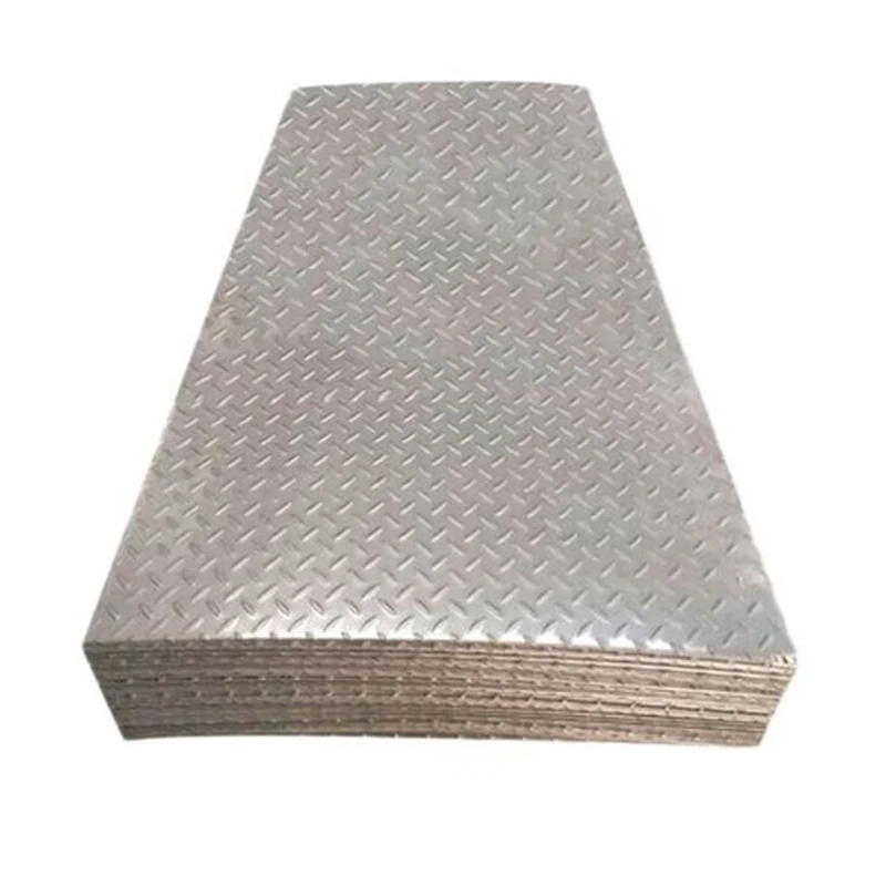 Pláta Checkered Cruach Carbóin 6mm 8mm 8mm